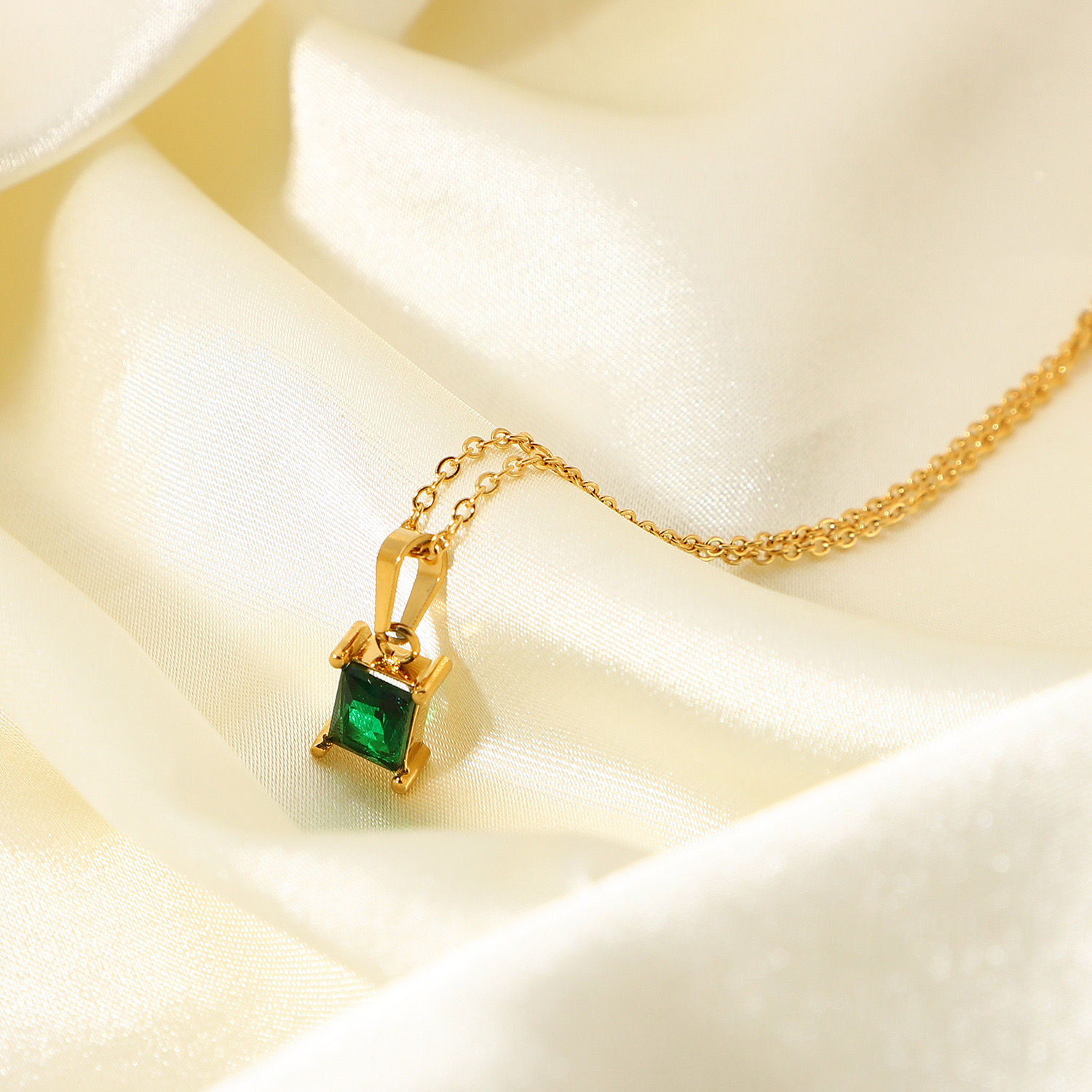 Gold Plated Red/Green Stone Necklace