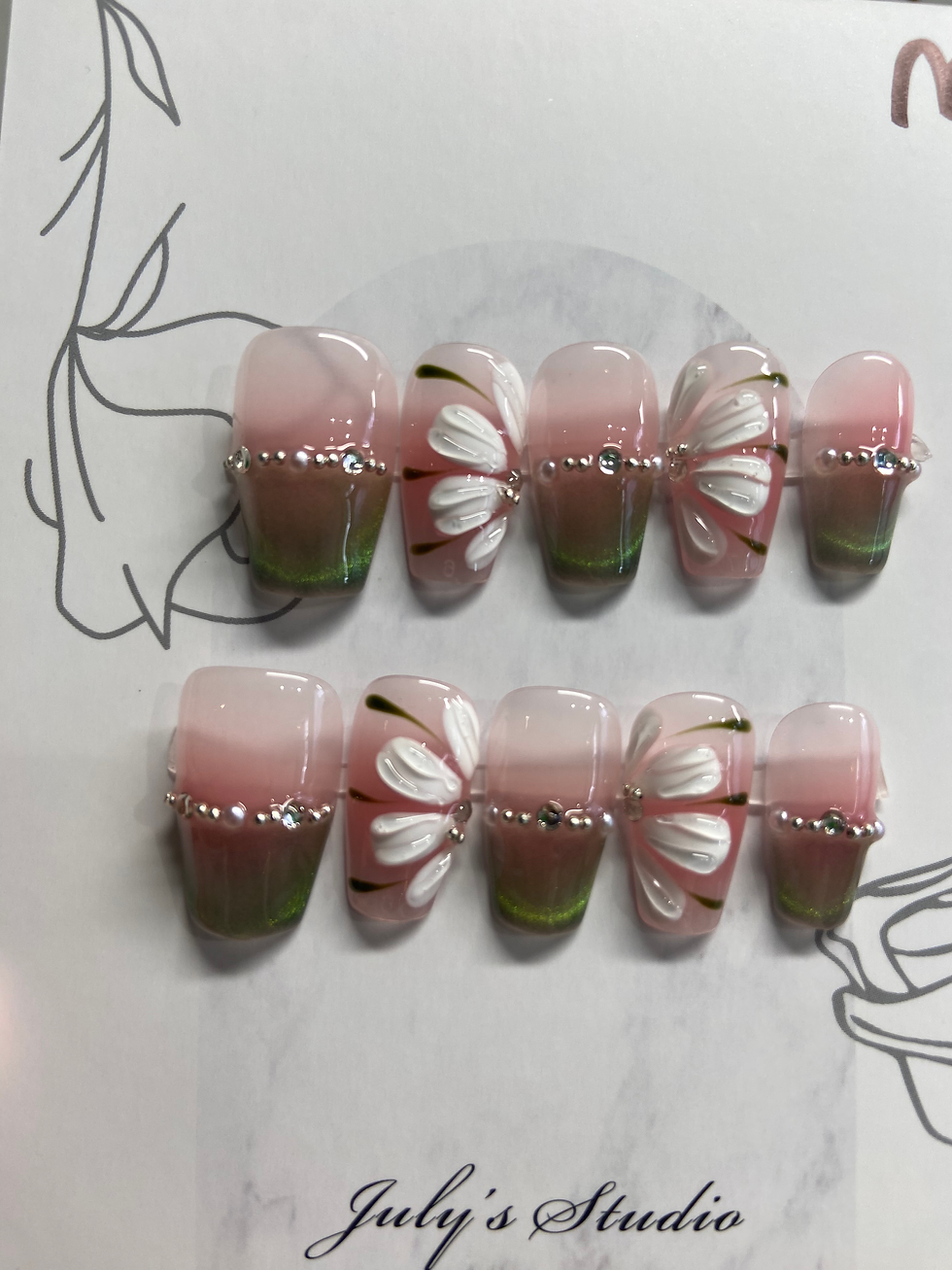 Green Cats Eye Flower Nails