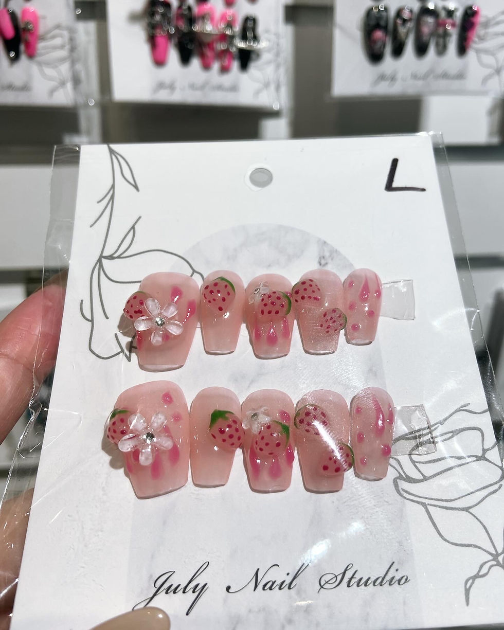 Miniature : Pink Strawberry Summer Breeze Short Nails