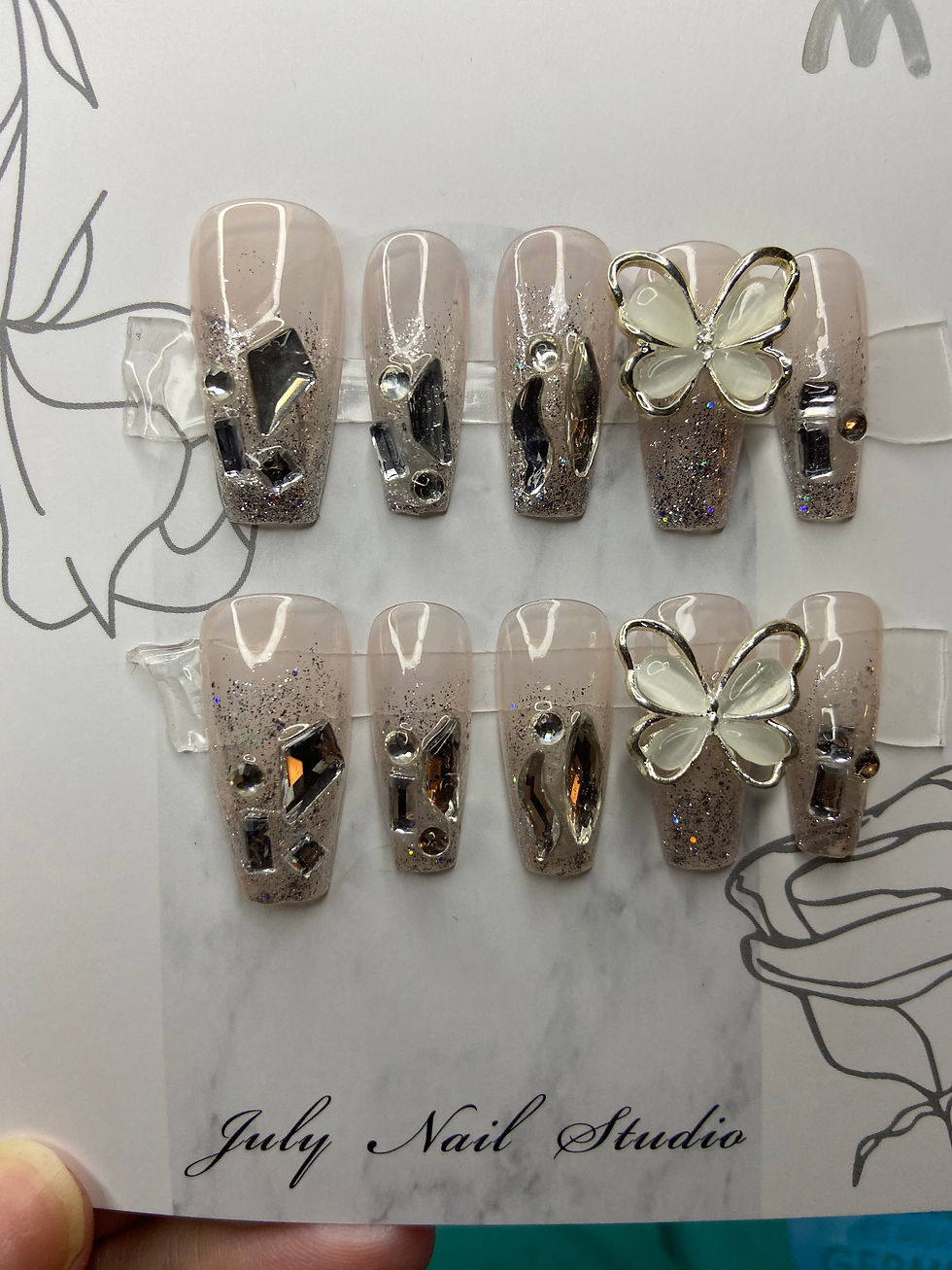 Rhinestone Silver Glitters Butterfly Nails