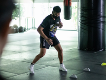 Footwork Secrets: Why Great Fighters Dance on Their Toes
