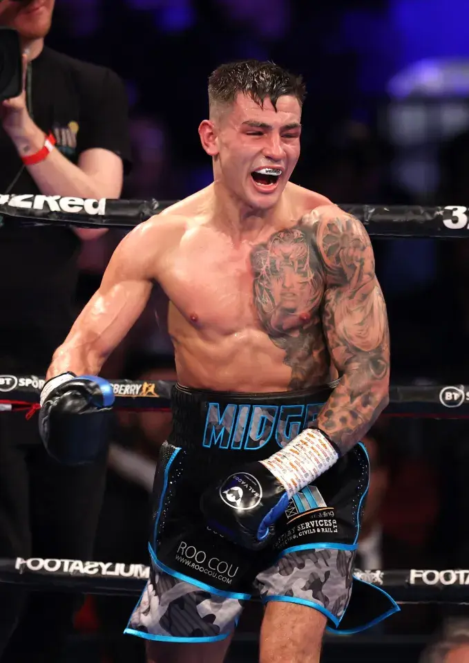 Sam Noakes In Action