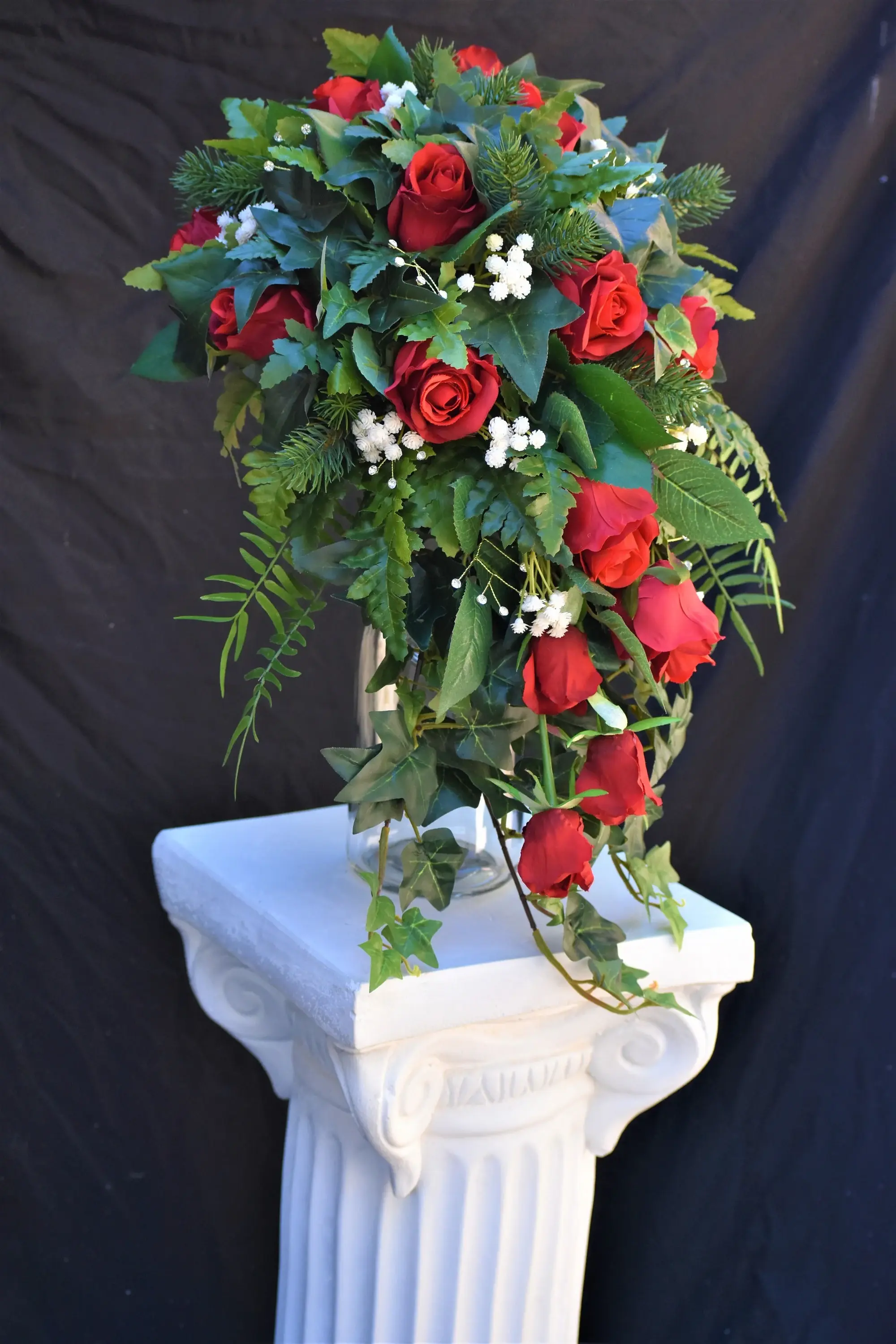 Red Rose Cascade Bouquet X-Large - Holiday