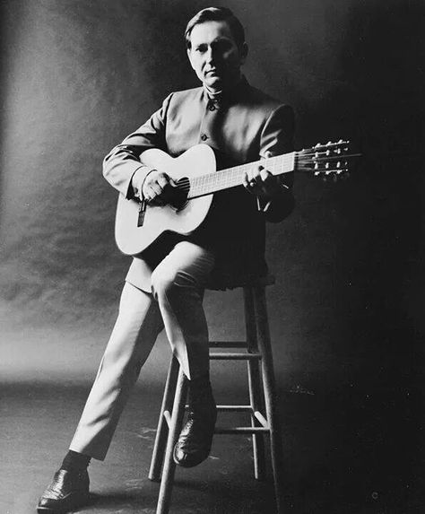 From Tax Troubles to Stardom: Willie Nelson's Remarkable Comeback Story