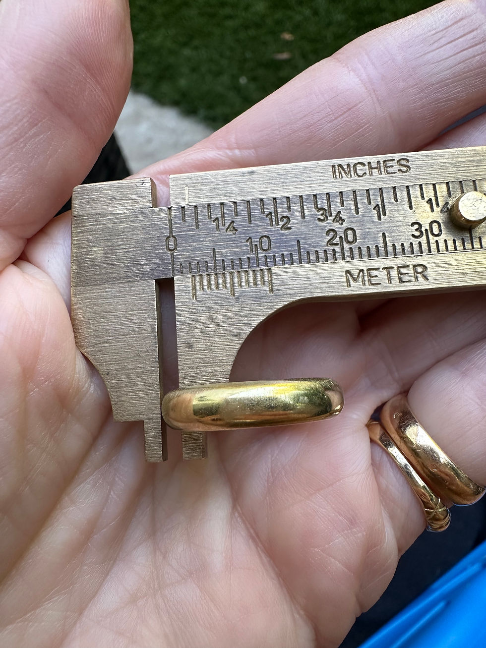 Thumbnail: VINTAGE 18k Tiffany donut band