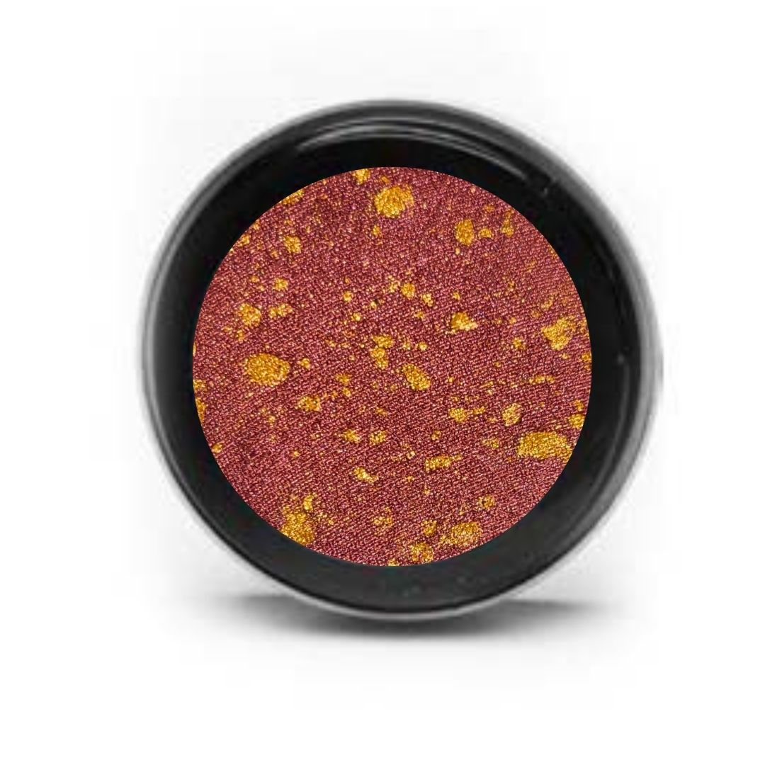 Eyeshadow Dominica which is highly pigmented and easy to use, vegan