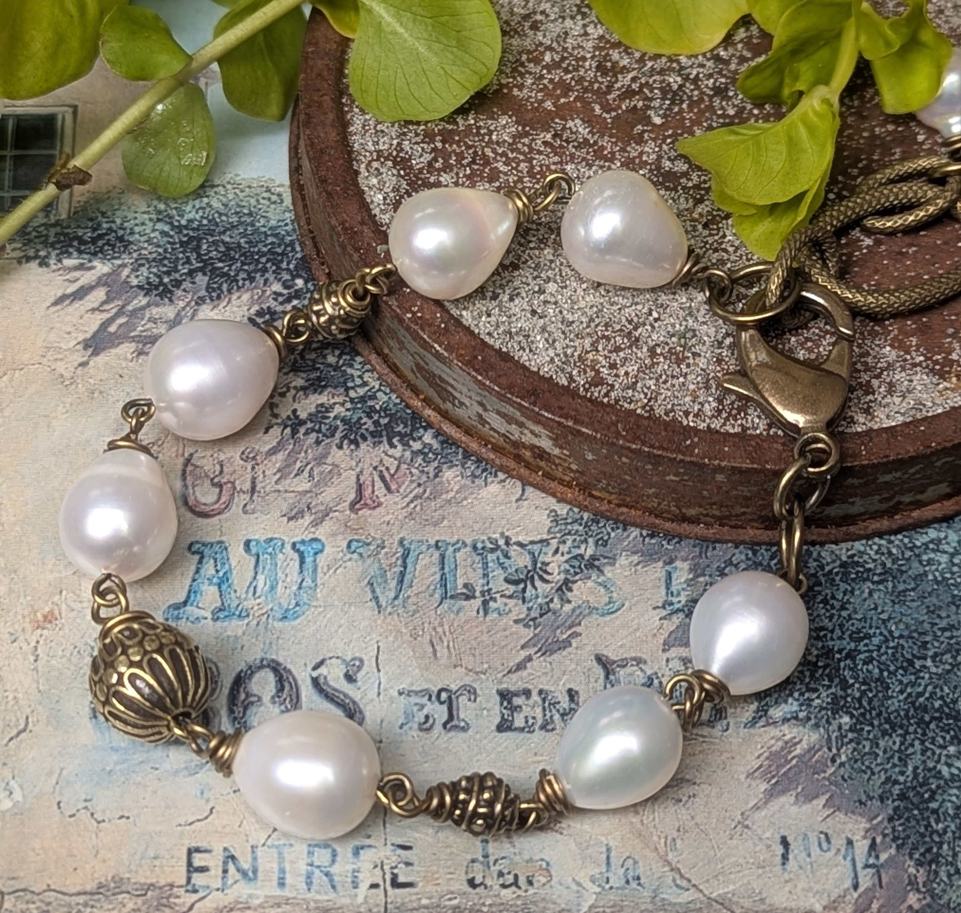 poet's cove - pearl bracelet 