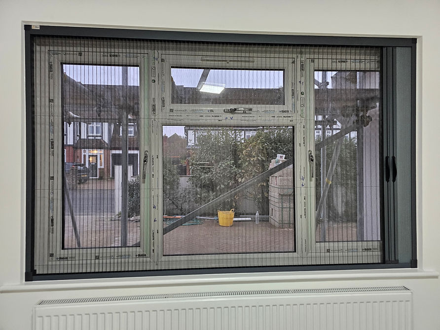 Blind screen, installed by MW Contracts