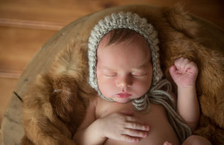 Byron Newborn Brown Fur.jpg
