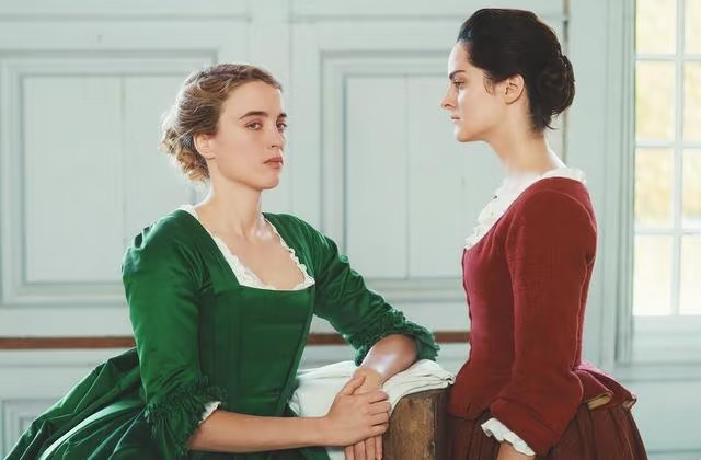 Screenshots of the movie Portrait of a Lady on Fire