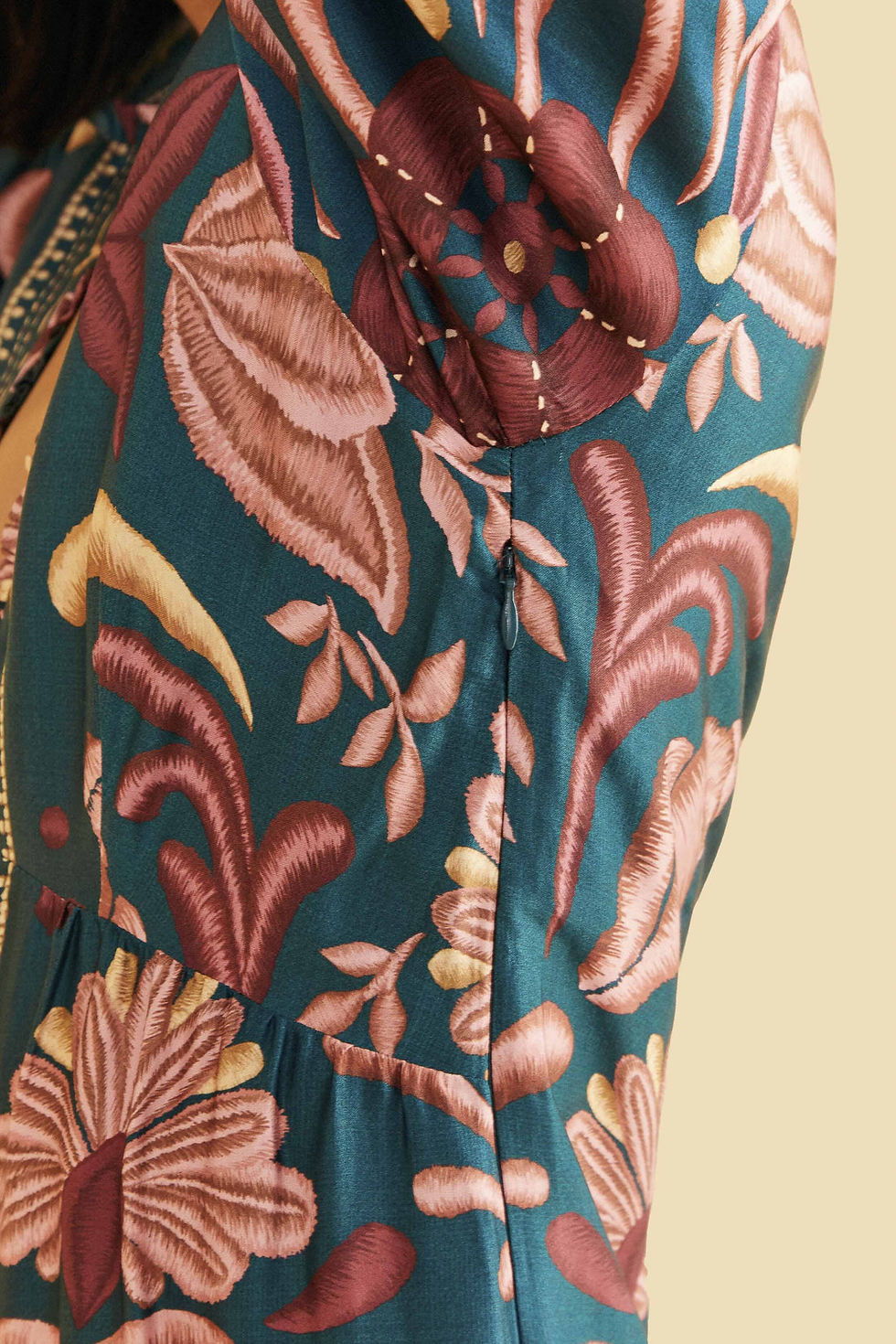 Thumbnail: Teal Seashell Tapestry Lenzing™ Ecovero™ Viscose Mini / Size M
