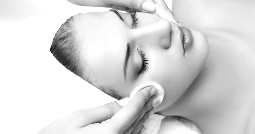 facials-1024x630_edited.png