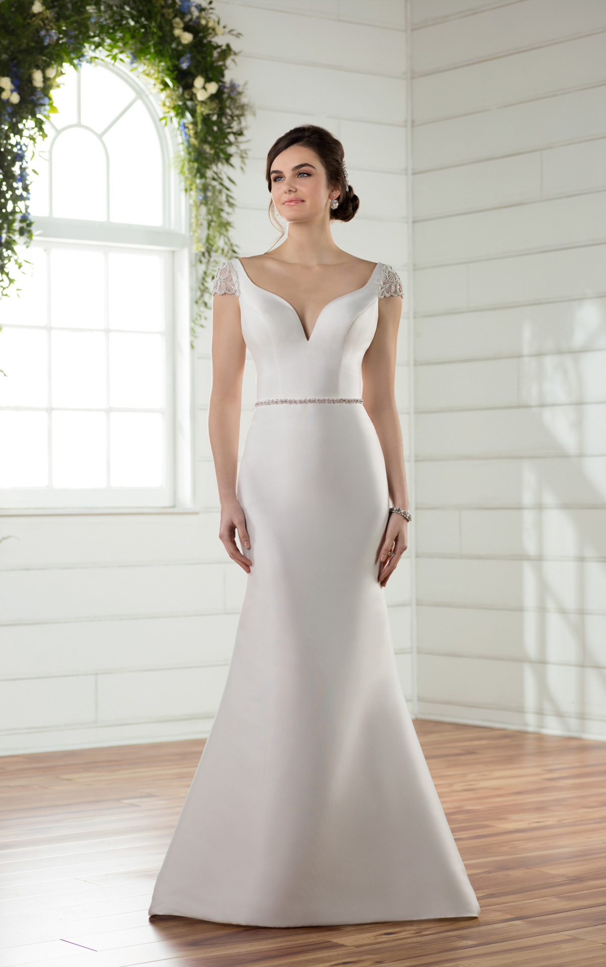 D2427 Essense Of Australia New Fairytales Bridal Boutique