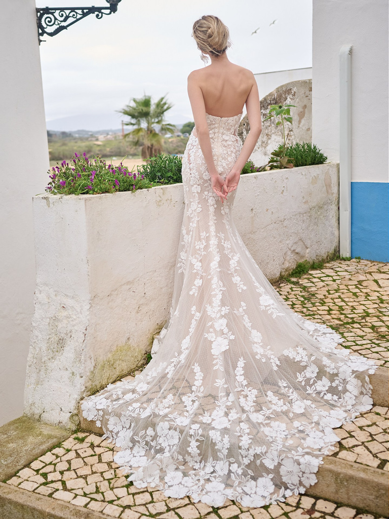 Fairytales Bridal Boutique