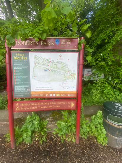 Roberts Parkの入り口の看板
