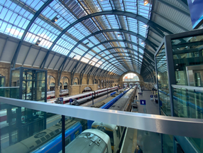 ロンドンとリーズを結ぶ電車|LNER