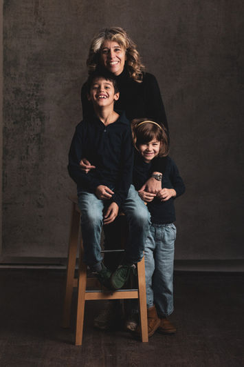 Fotografia madre e bambini in studio – Atelier del Ritratto Milano