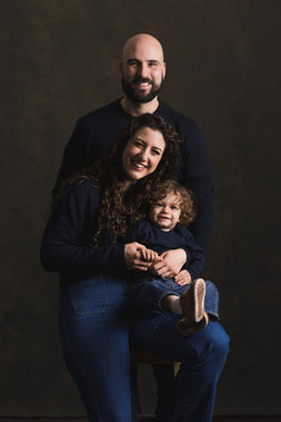 Ritratto famiglia con bambini – studio fotografico Milano