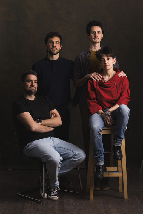 Sessione fotografica gruppo a Milano – Atelier del Ritratto