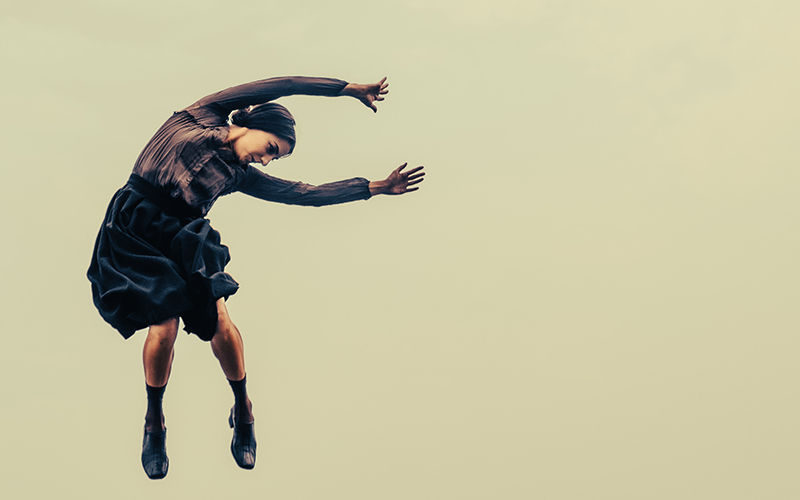 UNA TRIBÙ CHE DANZA + PERMUTAZIONI + AMELIA