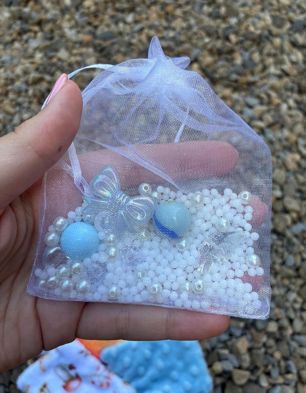 Thumbnail: Bead finder beanbag G