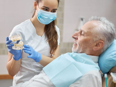 Proceso de un Implante Dental en la clínica