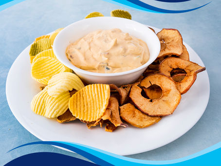 Dip de queso de cabra con chipotle.
