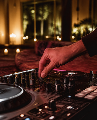 dj-set-v2.png