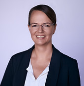 Jana Oehmichen_edited.jpg