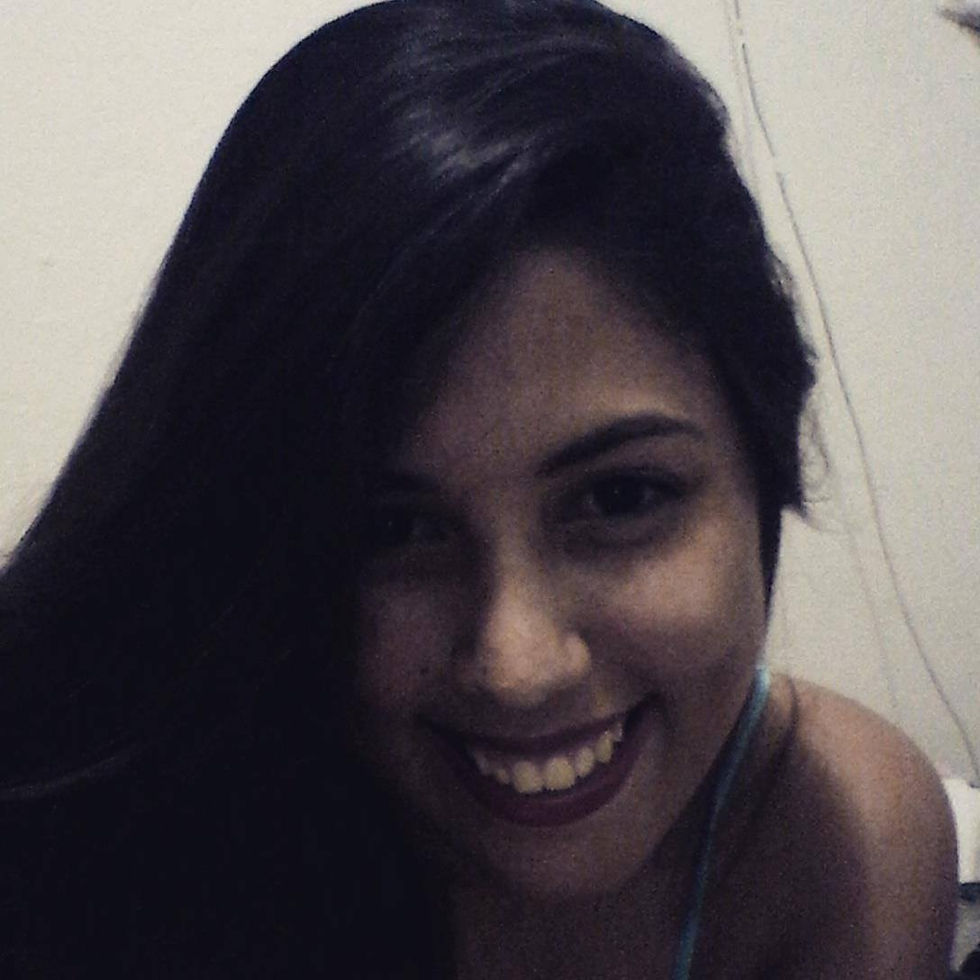 Mirella Coutinho