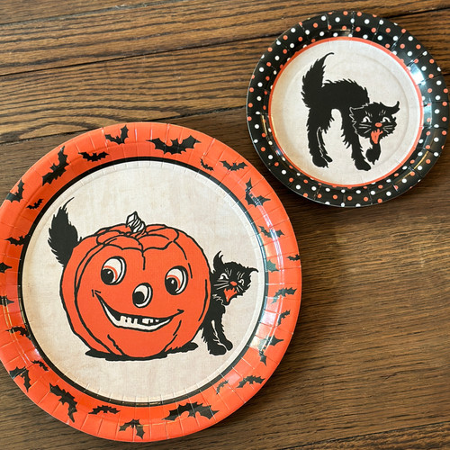 Halloween Black Cat Plate - Black Cat Dinnerware, Halloween Kitchen Table Decor, Halloween Dinnerware, Cat Dinnerware, Fall Halloween Dishes