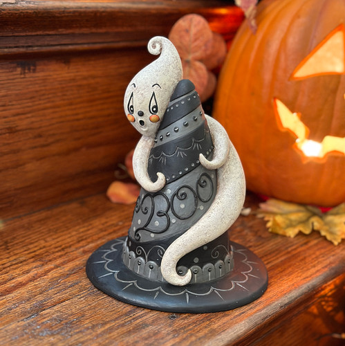 Spooked Ghost with Witch Hat by Johanna Parker | Christopher Hiedeman
