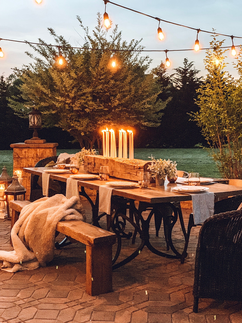 patio makeover, patio refresh, outdoor dining, simple farmhouse decor, the simple farmhouse, DIY outdoor dining space