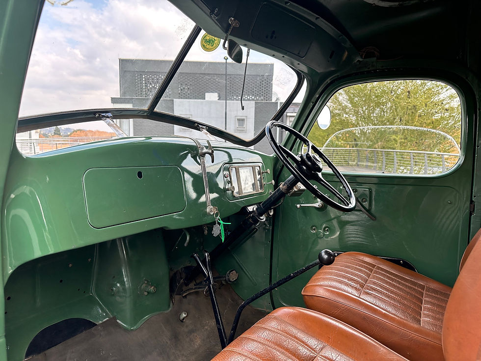 Thumbnail: 1937 International Panel van D2
