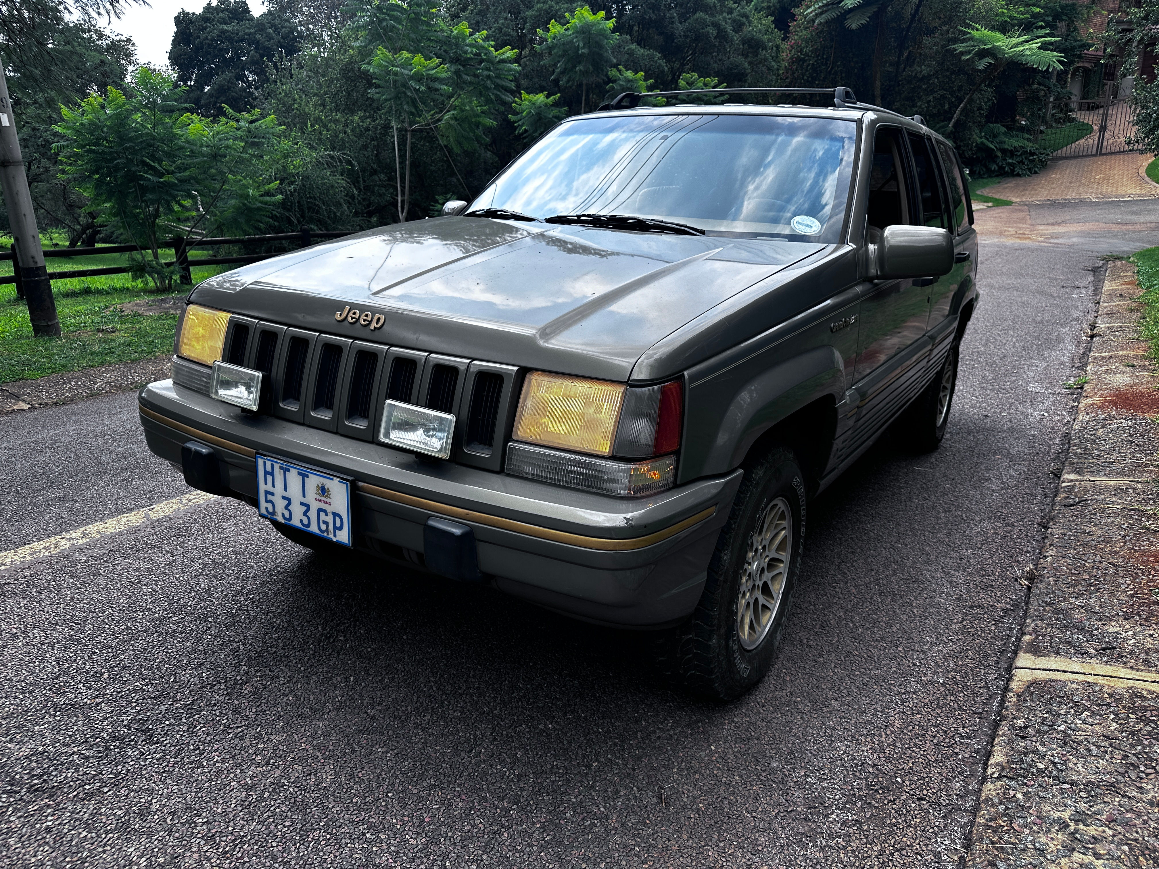 1995 Jeep Cherokee V8
