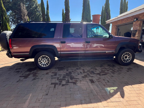 1997 Chevrolet Suburban | Vintage Motors SA