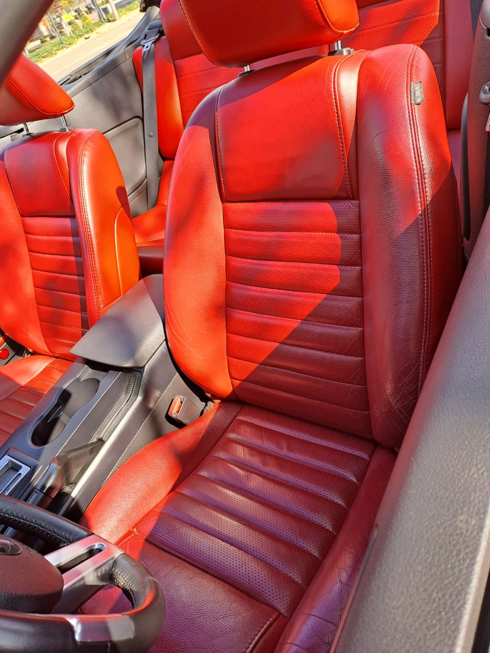 Thumbnail: 2005 Ford Mustang V8 (Auto)