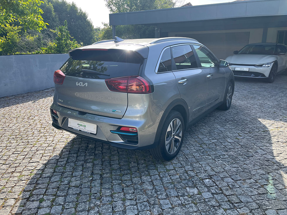 Miniatura: Kia eNiro 64 kWh 