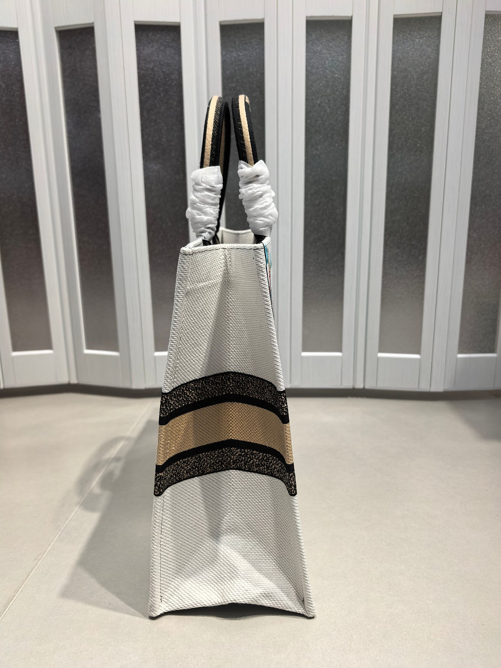 Thumbnail: Dior Book Tote Mykonos
