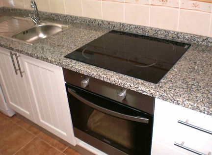 DEPOIS - Moradia Costa da Caparica - Cozinha 1