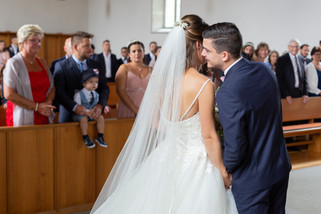 Hochzeitsfotografie-in-Kirche
