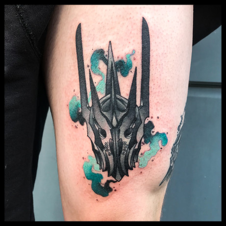 sauron_dilloneaves.jpeg