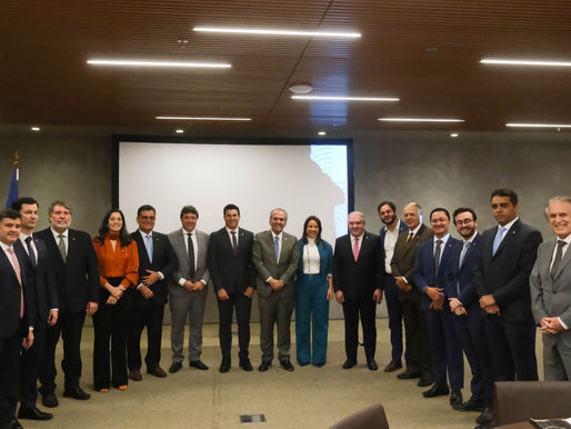 Raquel Lyra reúne bancada federal em Brasília para discutir demandas e investimentos