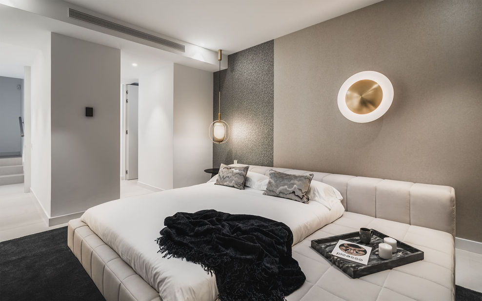 Villa for sale in Estepona