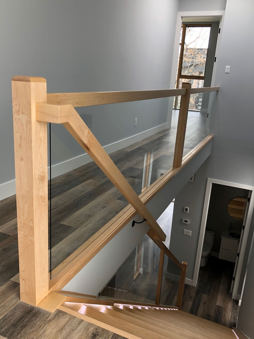 Glass system with standard posts