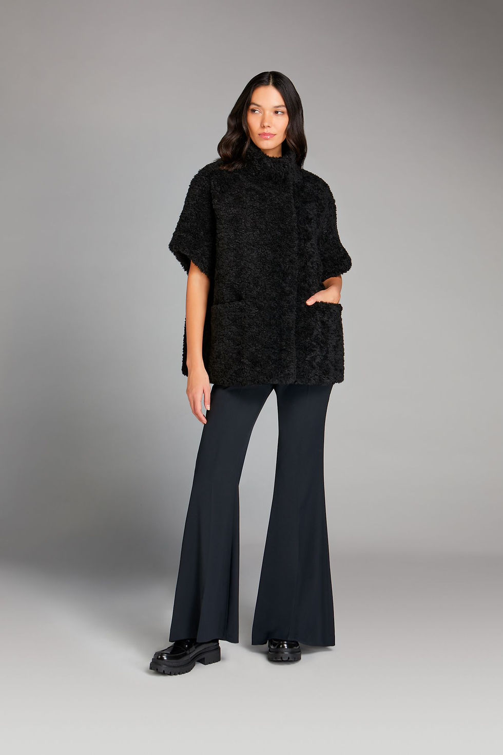 Giaccone nero in pelliccia ecologica Diego M