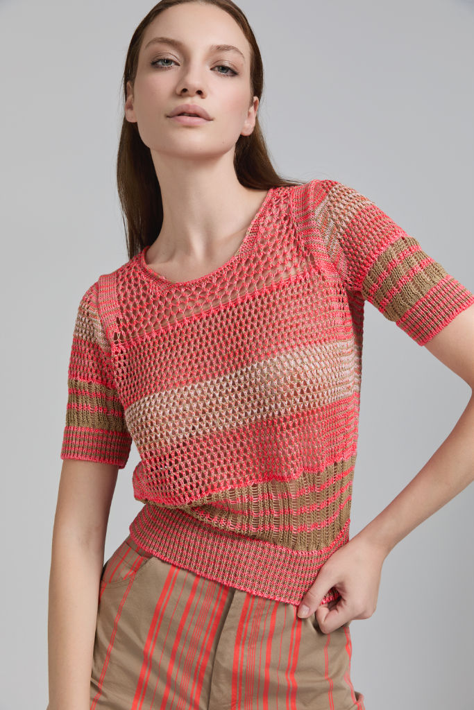 Maglia traforata corallo e beige Tricot Chic