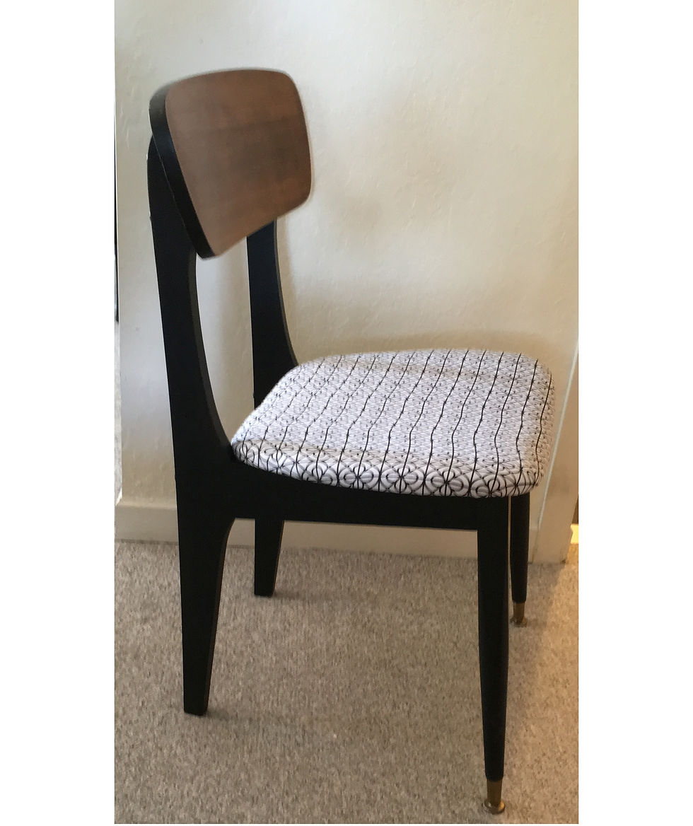 Thumbnail: Mid-century Modern(?) Dining Chair