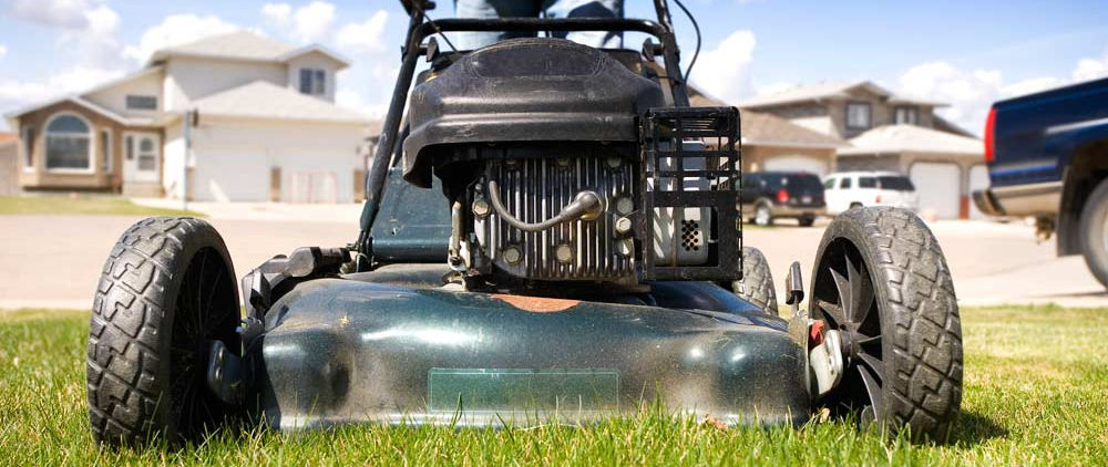 gold coast lawn mowing