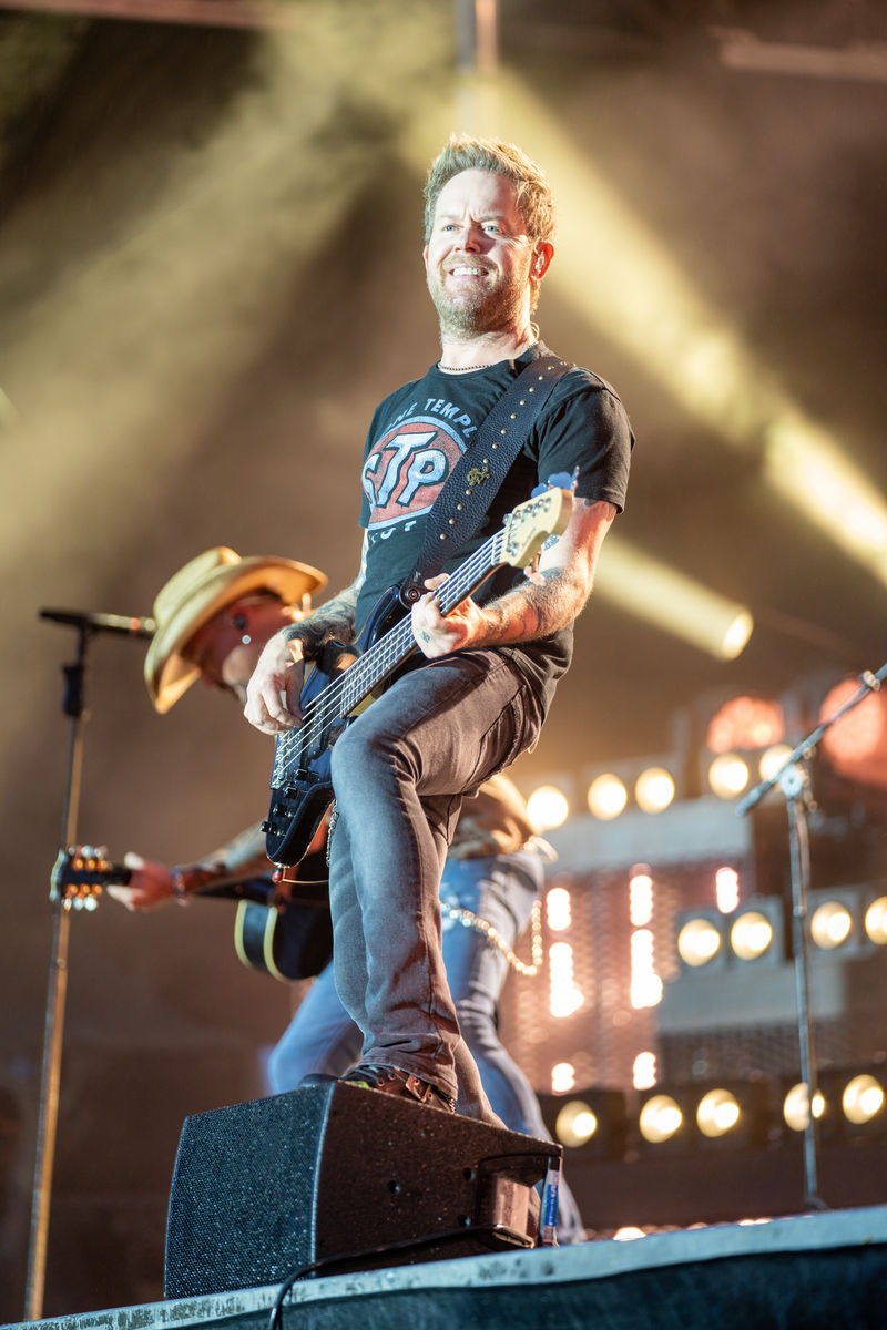 Jason Aldean_NFL Draft Kick Off Concert_DSC08923-800x1200-cb6eae5